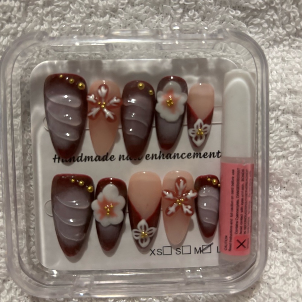 Elegant Floral Nail Enhancement Set - Pink and Brown